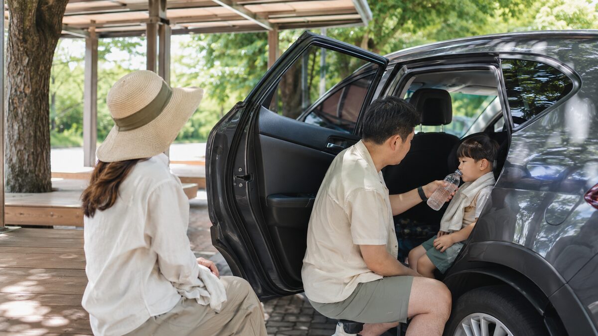 여름 가족여행, 아이가 도착하기도 전에 지치는 이유: 더위·멀미·이동 준비 기준